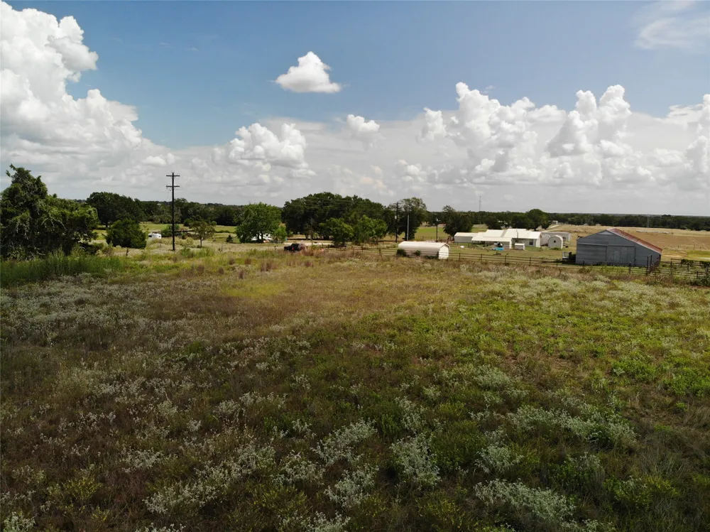5 County Road 367 Caldwell, TX 77836