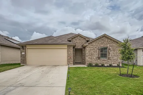717 Taggart Trail