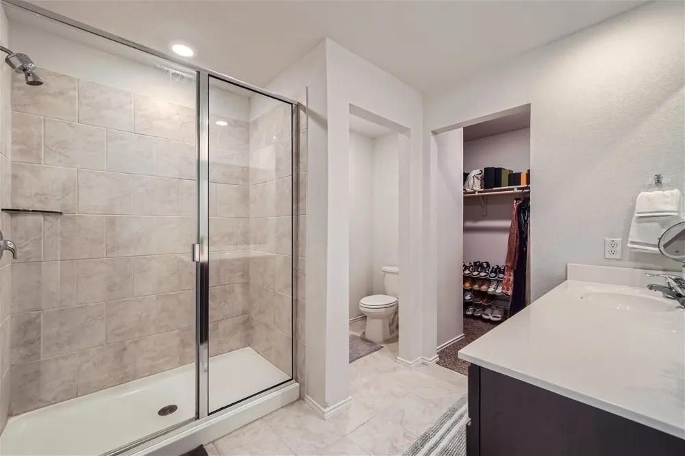 717 Taggart Trail Jarrell, TX 76537