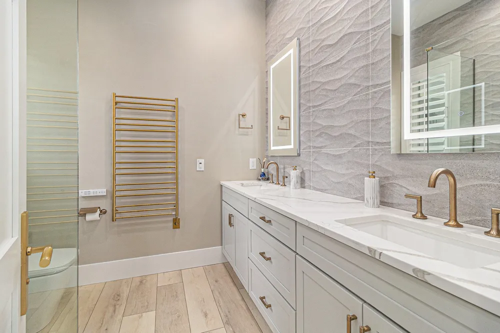 5407 W Sioux Road Pentwater, MI 49449