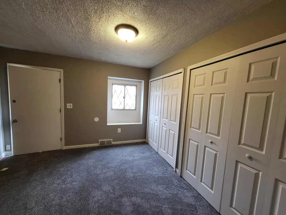 20304 E Eight Mile Road Harper Woods, MI 48225
