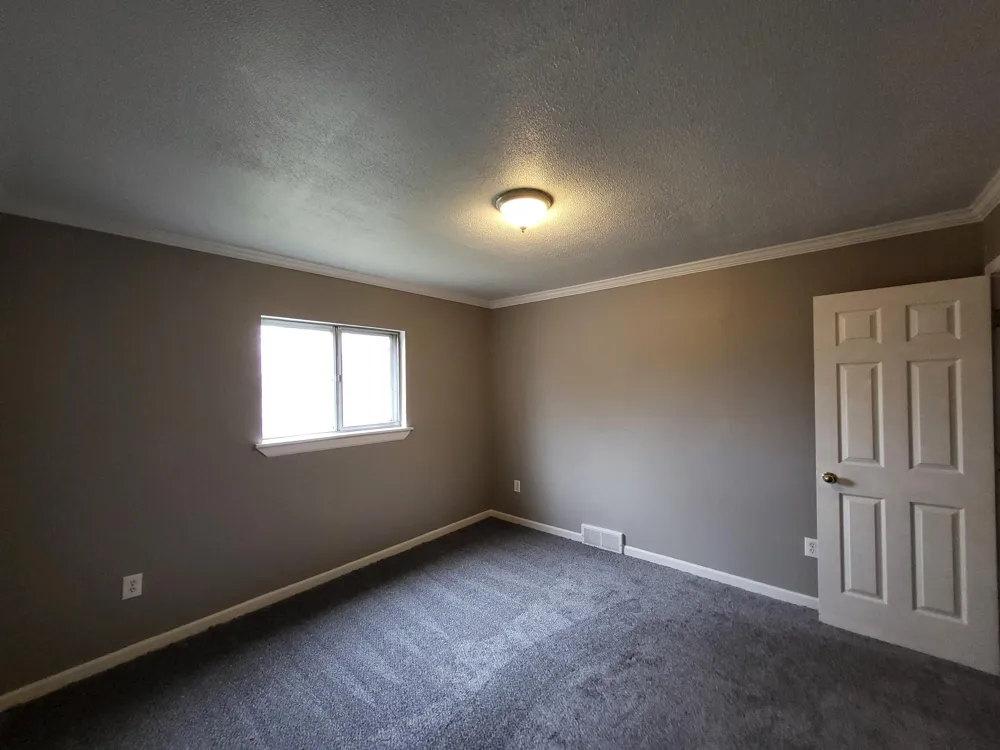20304 E Eight Mile Road Harper Woods, MI 48225