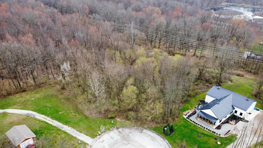 11 Forest Shores Drive Cassopolis, MI 49031