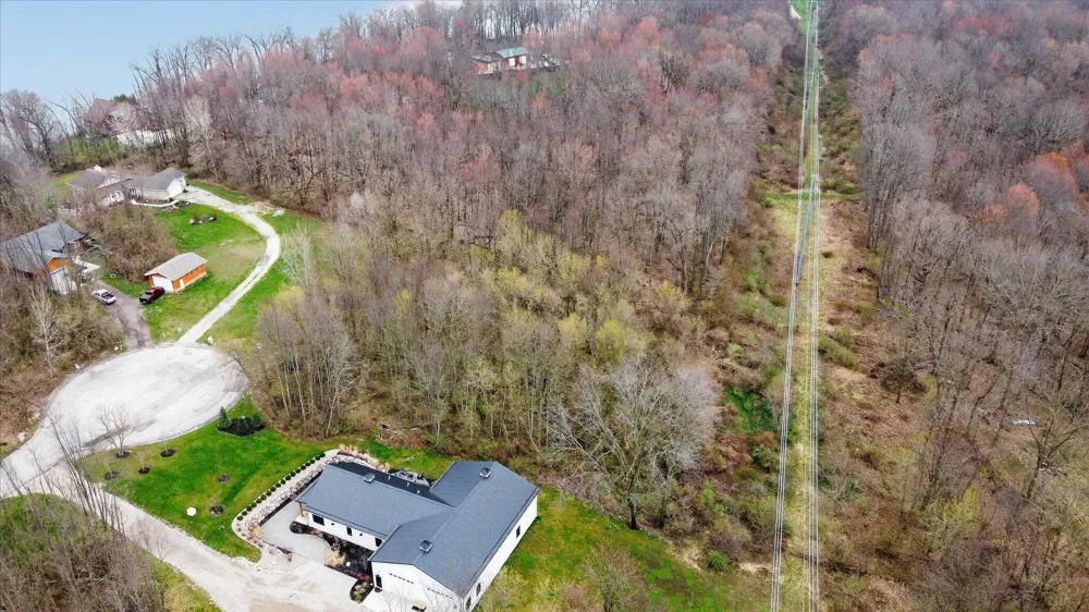 11 Forest Shores Drive Cassopolis, MI 49031