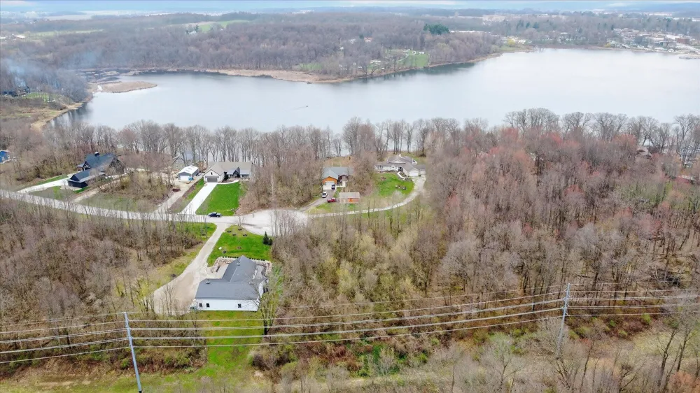 11 Forest Shores Drive Cassopolis, MI 49031