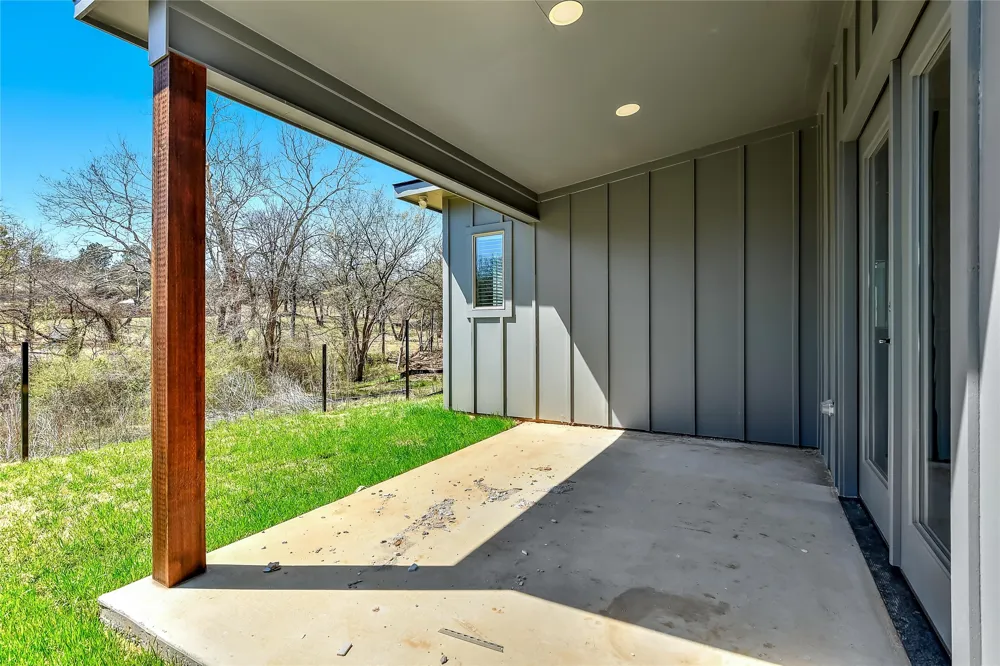 3060 W Crawford Street #601 Denison, TX 75020