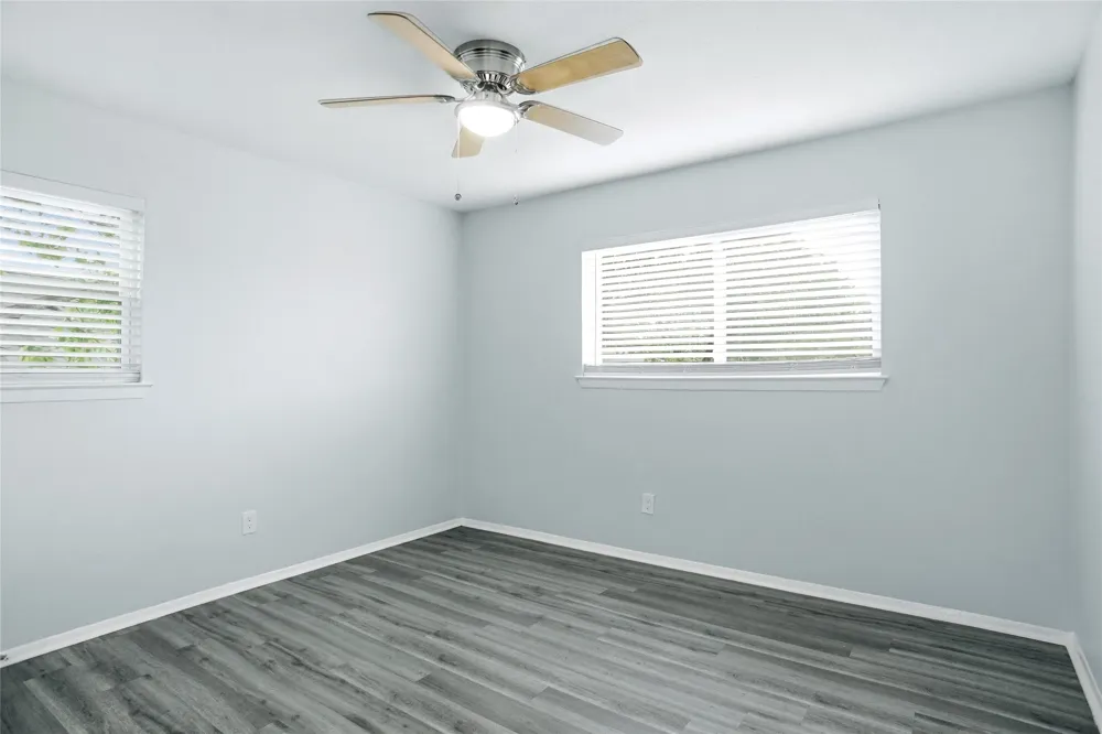 2823 Ermine Way Farmers Branch, TX 75234