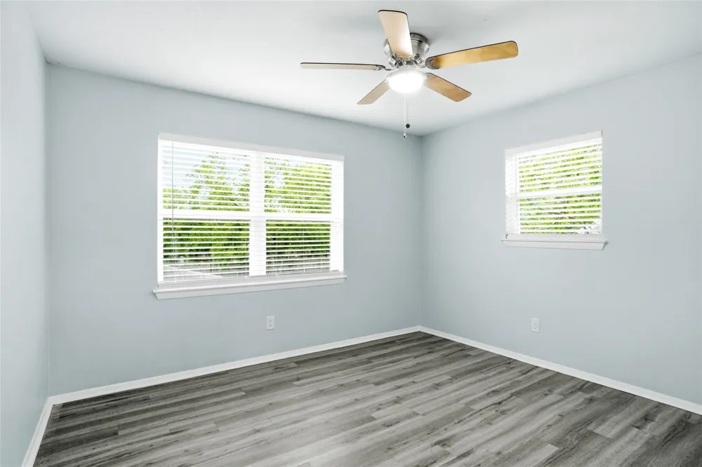 2823 Ermine Way Farmers Branch, TX 75234