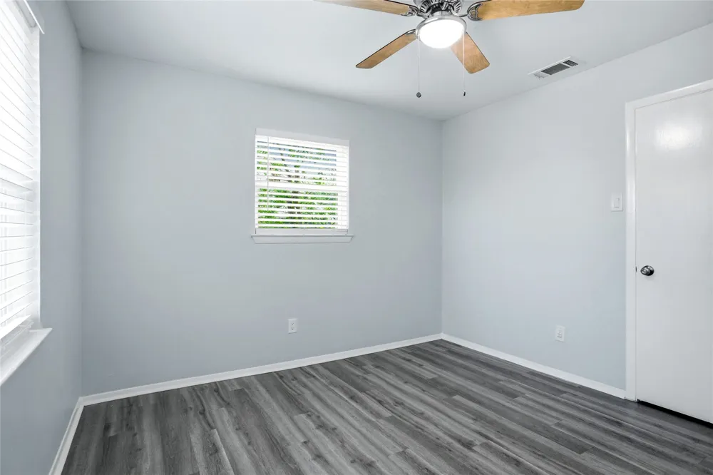 2823 Ermine Way Farmers Branch, TX 75234