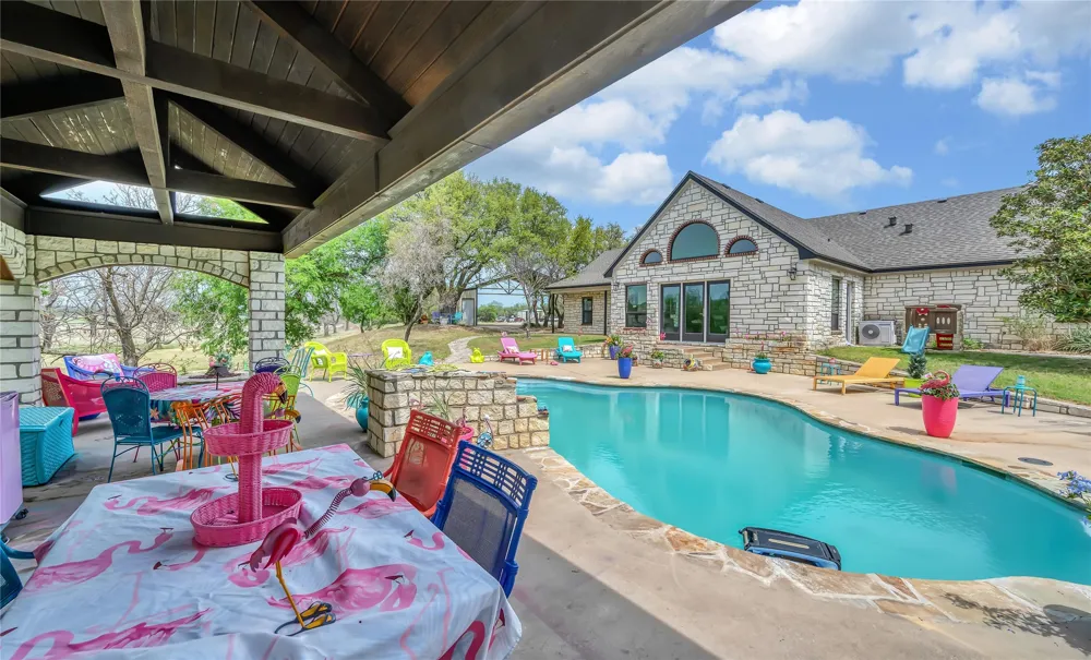 310 County Road 4285 Valley Mills, TX 76689