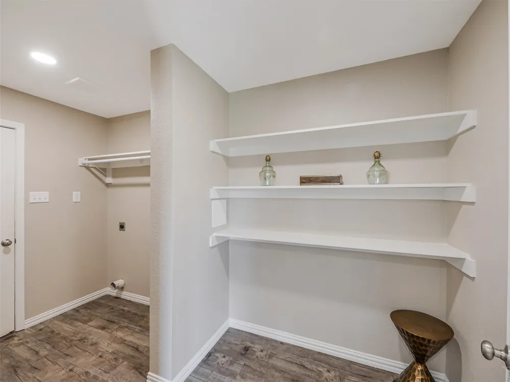 316 Spurlock Drive Krum, TX 76249