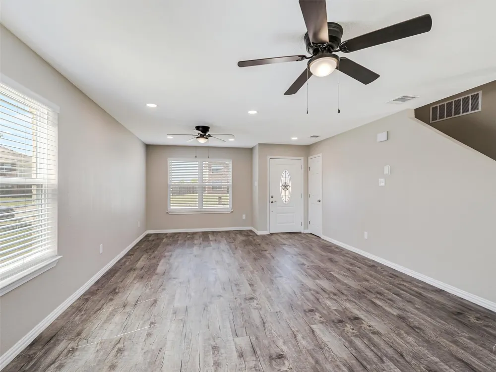 316 Spurlock Drive Krum, TX 76249