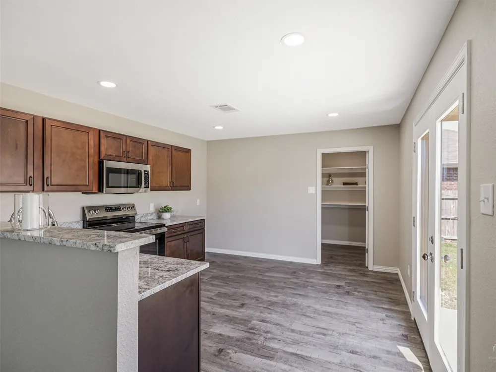 316 Spurlock Drive Krum, TX 76249