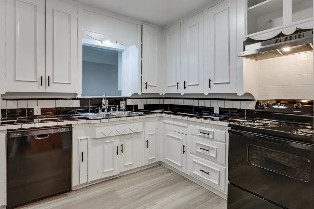 617 Wilson Street Lancaster, TX 75146