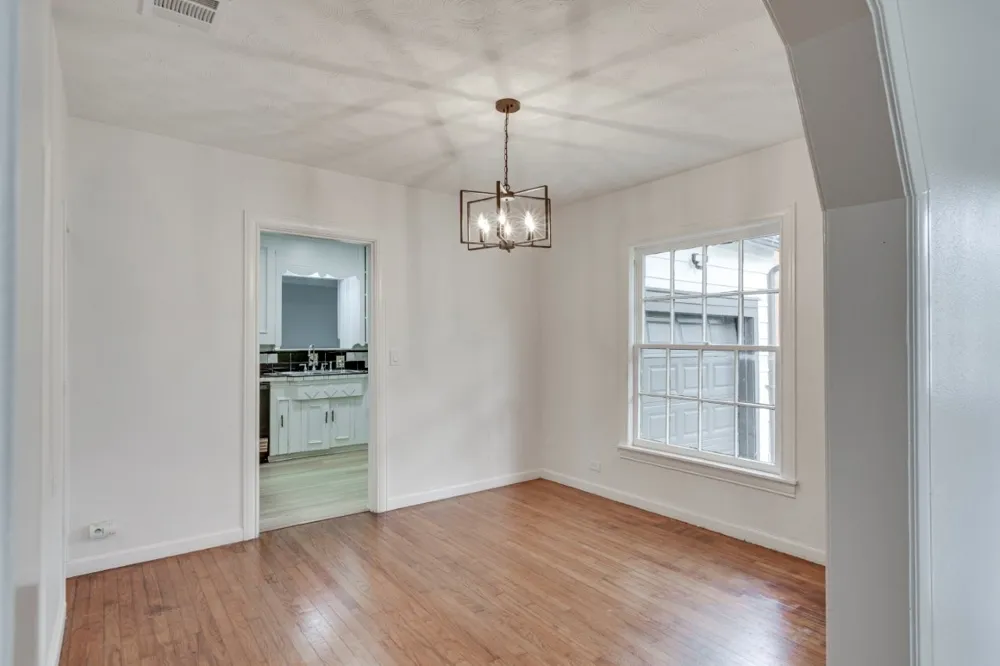 617 Wilson Street Lancaster, TX 75146