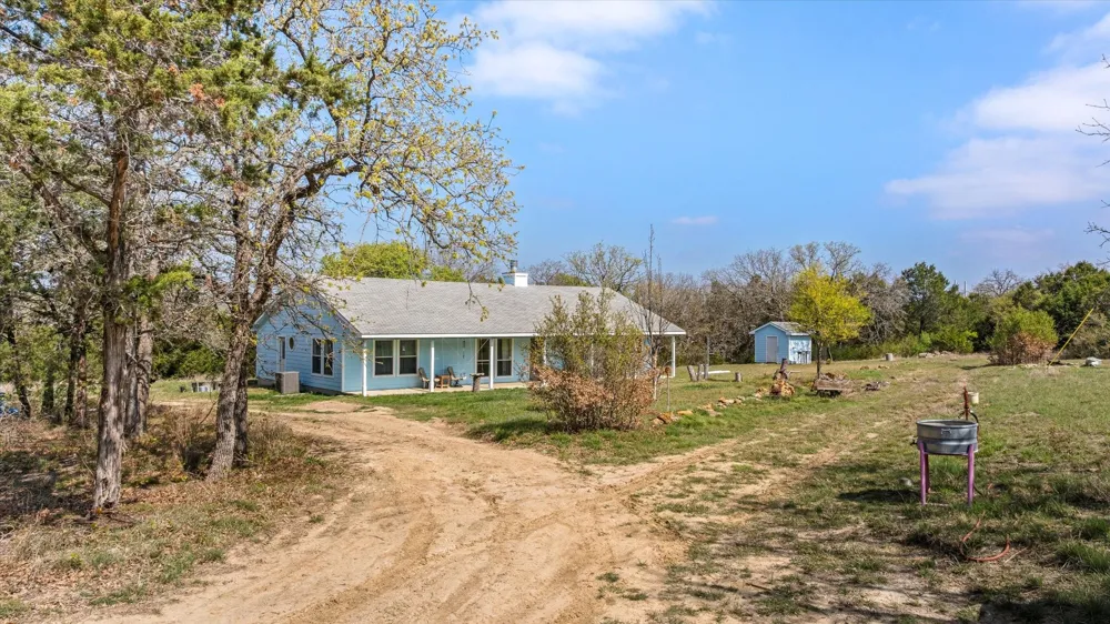 514 County Road 2495 Hico, TX 76457