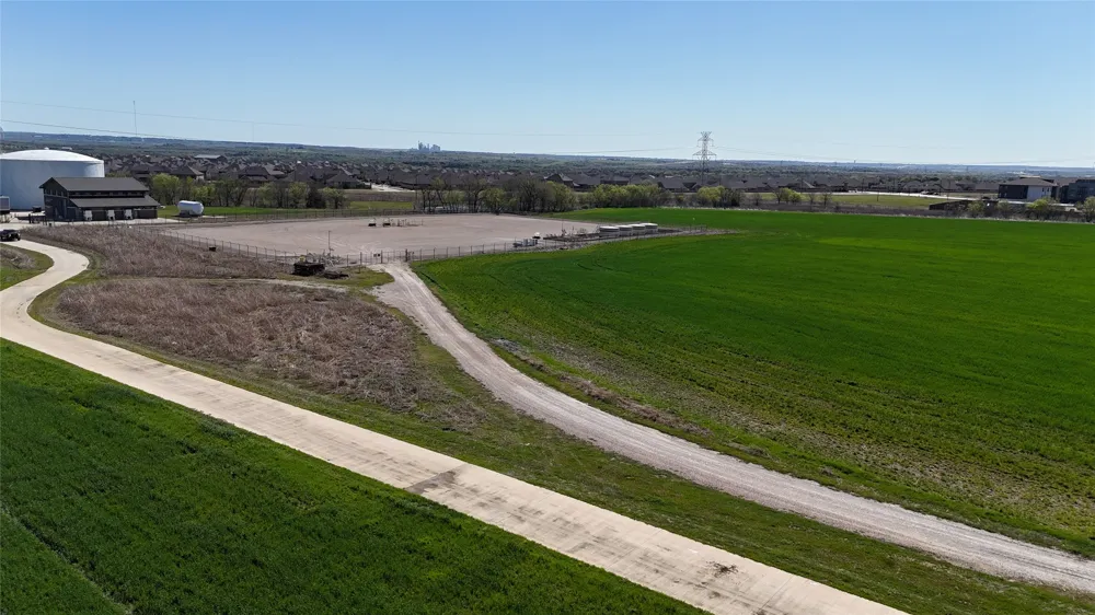 HWY 360 Grand Prairie, TX 76065