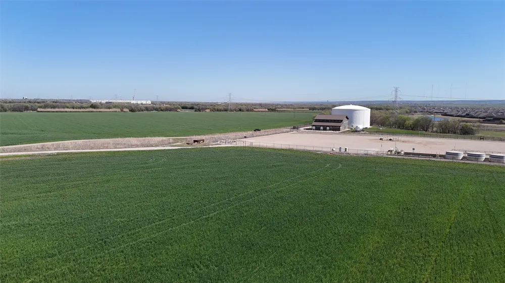 HWY 360 Grand Prairie, TX 76065