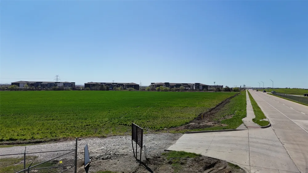 HWY 360 Grand Prairie, TX 76065