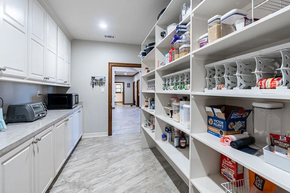401 An County Road 138 Elkhart, TX 75839