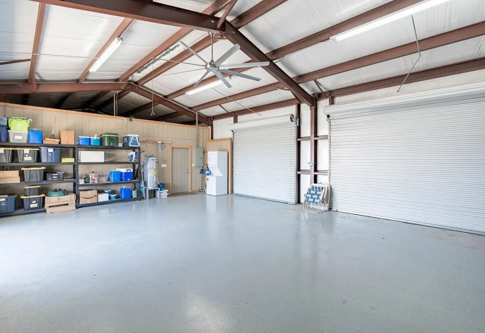 401 An County Road 138 Elkhart, TX 75839