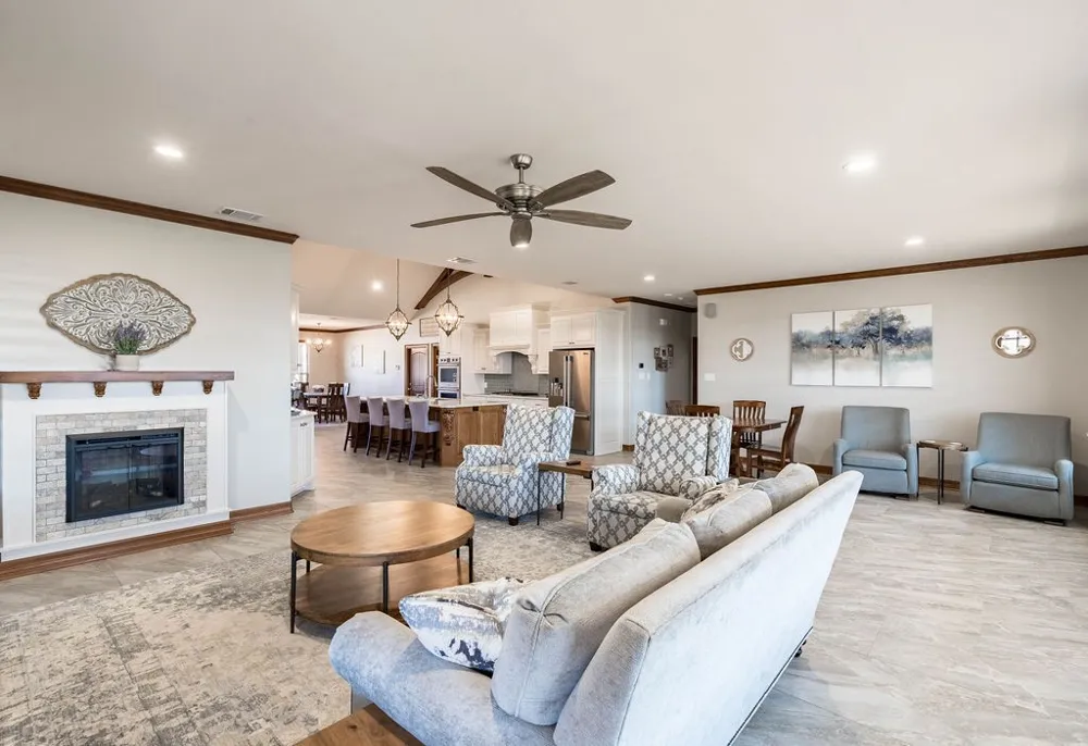401 An County Road 138 Elkhart, TX 75839