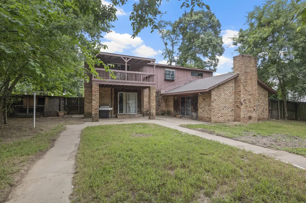 504 E 3rd Mt Pleasant, TX 75455