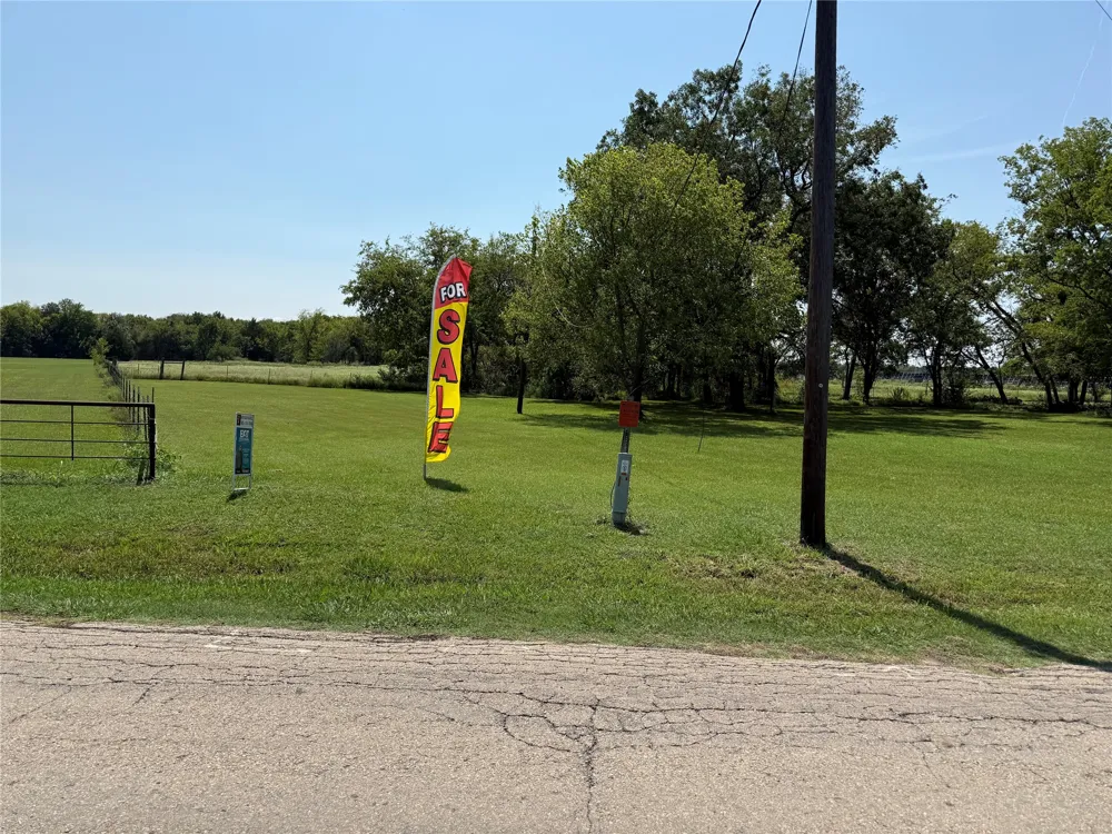 1049 Industrial Boulevard Point, TX 75472