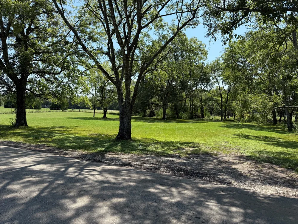 1049 Industrial Boulevard Point, TX 75472