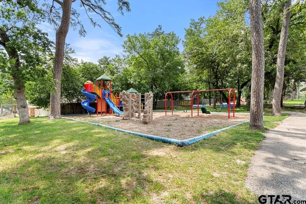 522 Woodside Drive Hideaway, TX 75771