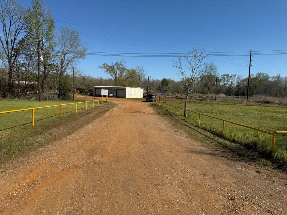 Hwy 96 San Augustine, TX 75972