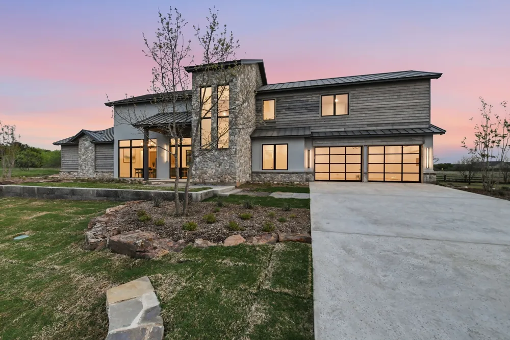 2025 Limestone Trail Graford, TX 76449