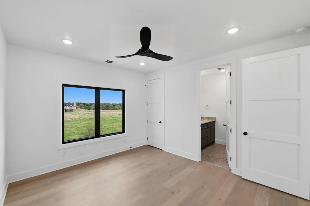 2025 Limestone Trail Graford, TX 76449