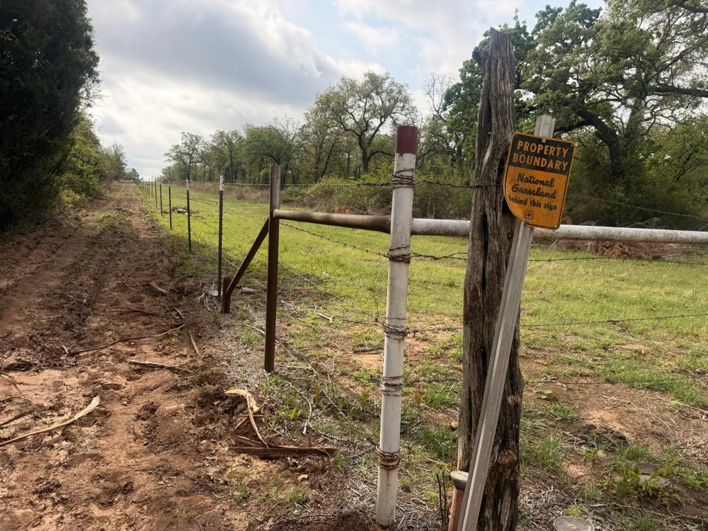 2548 County Road 2690 Alvord, TX 76225