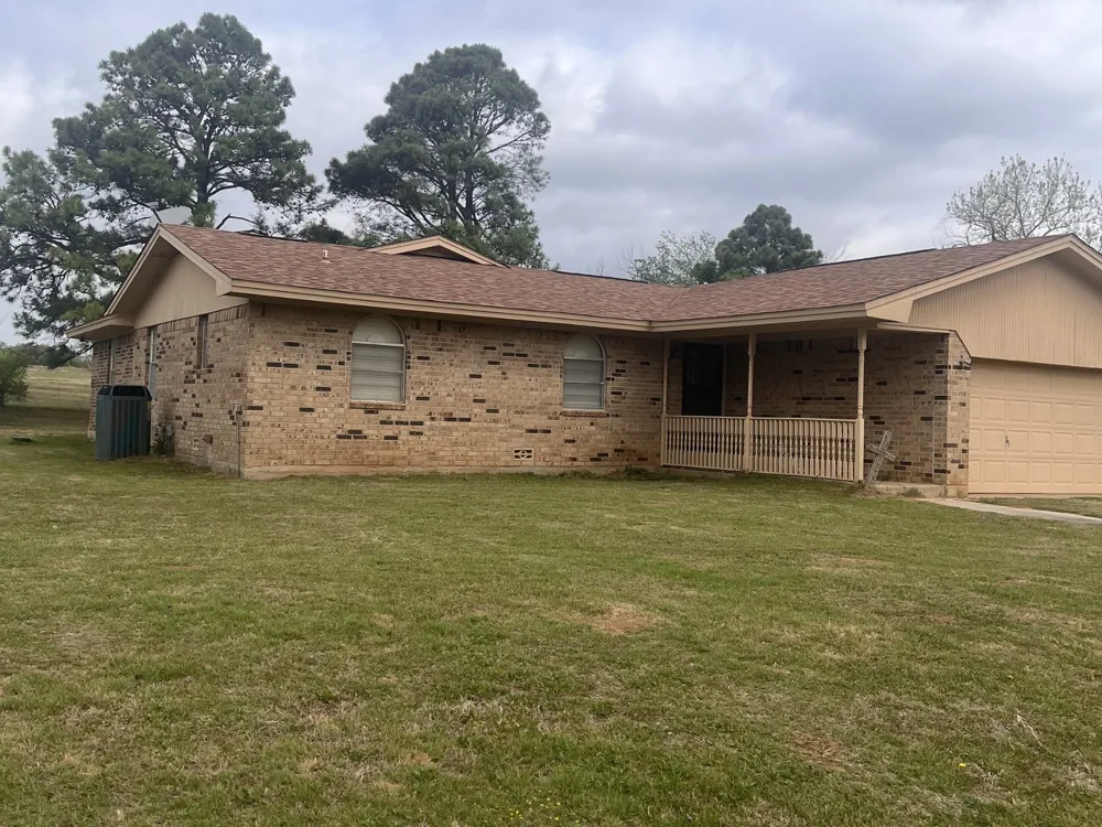 2548 County Road 2690 Alvord, TX 76225
