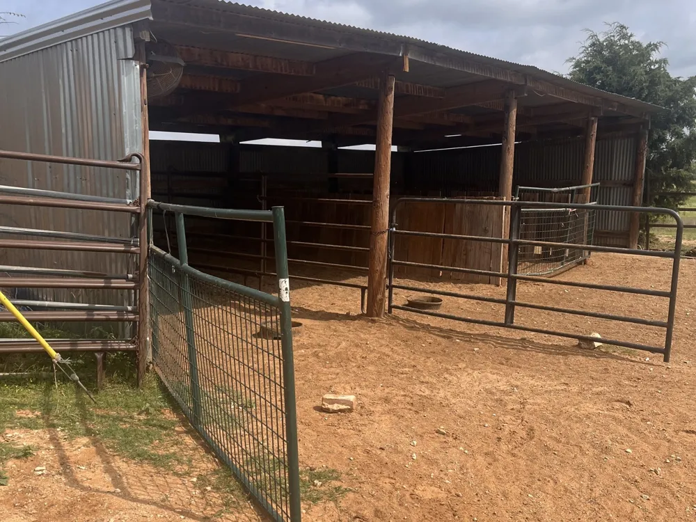 2548 County Road 2690 Alvord, TX 76225