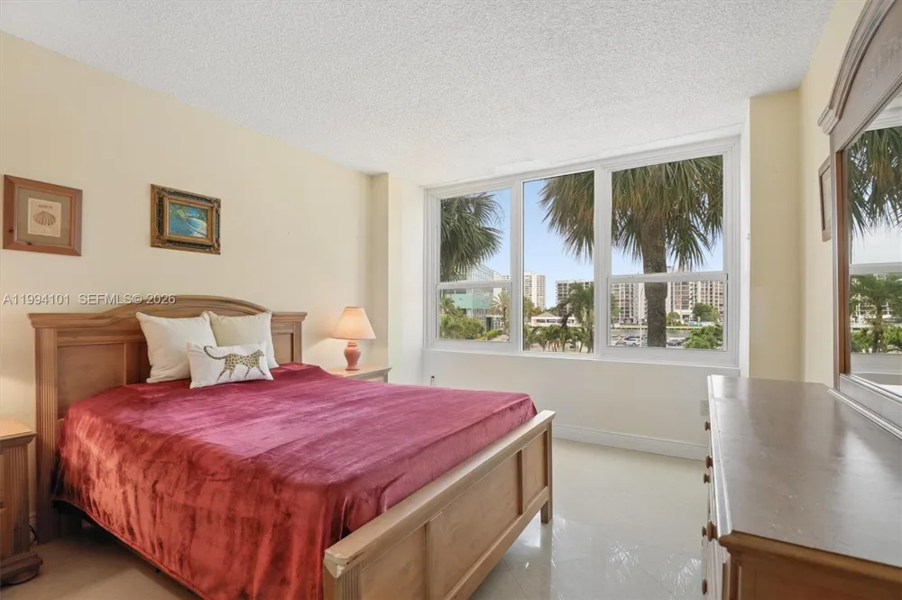 3505 S Ocean Dr #201 Hollywood, FL 33019