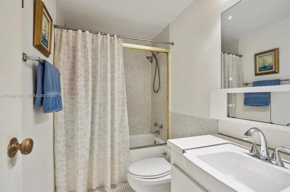 3505 S Ocean Dr #201 Hollywood, FL 33019