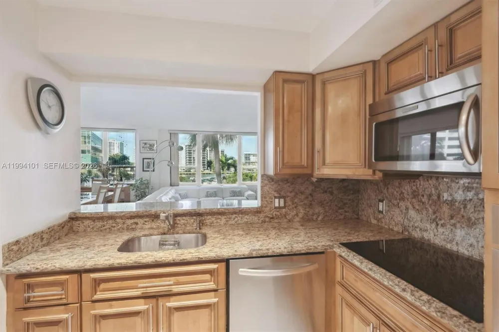 3505 S Ocean Dr #201 Hollywood, FL 33019