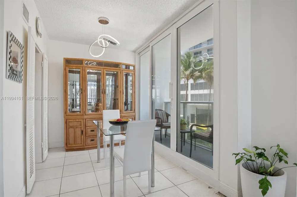 3505 S Ocean Dr #201 Hollywood, FL 33019