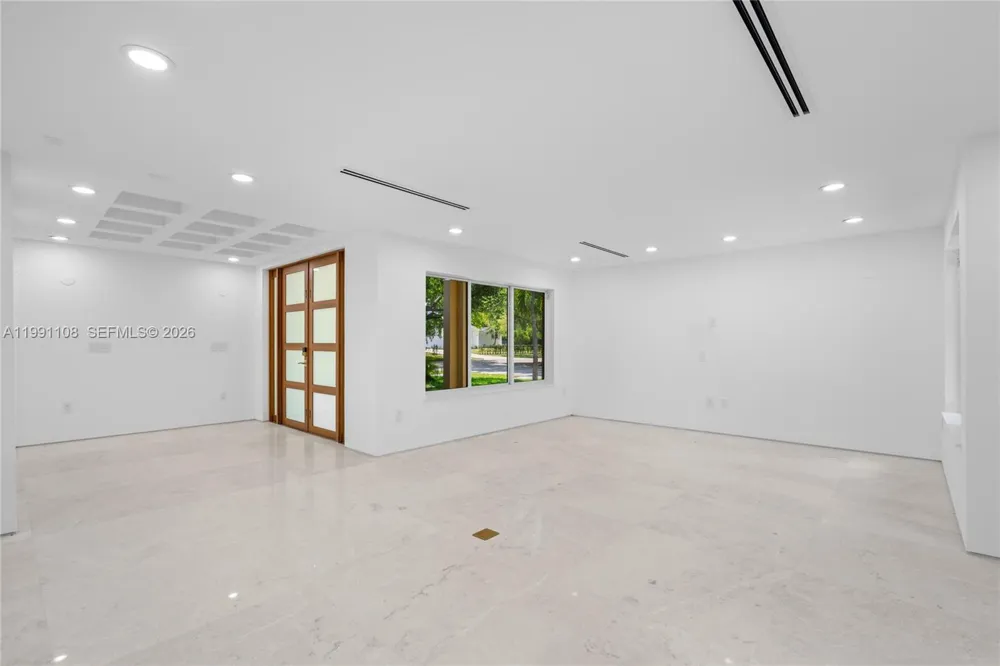8201 SW 150th Dr Palmetto Bay, FL 33158