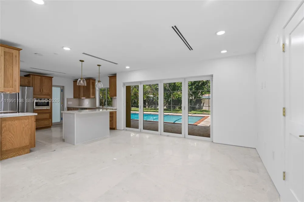 8201 SW 150th Dr Palmetto Bay, FL 33158
