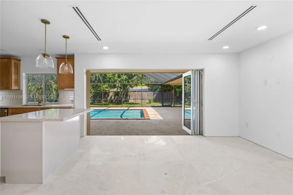 8201 SW 150th Dr Palmetto Bay, FL 33158