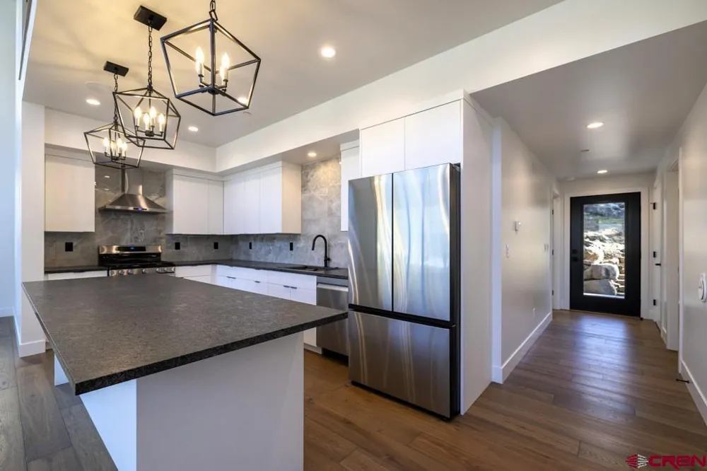 1118 Twin Buttes Avenue Durango, CO 81301