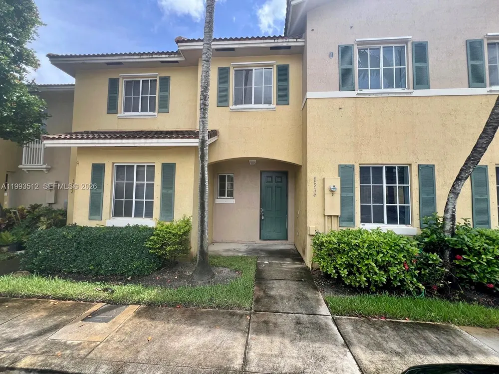 1934 SW 60th Ave North Lauderdale, FL 33068