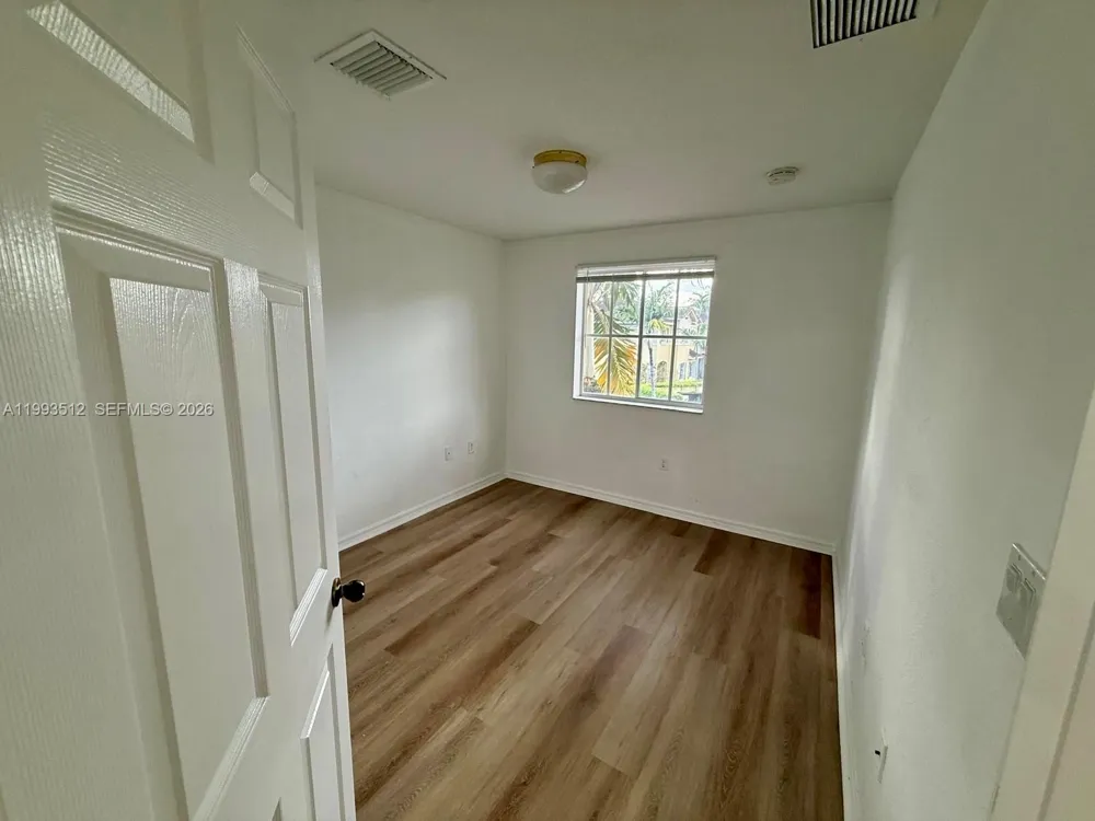 1934 SW 60th Ave North Lauderdale, FL 33068
