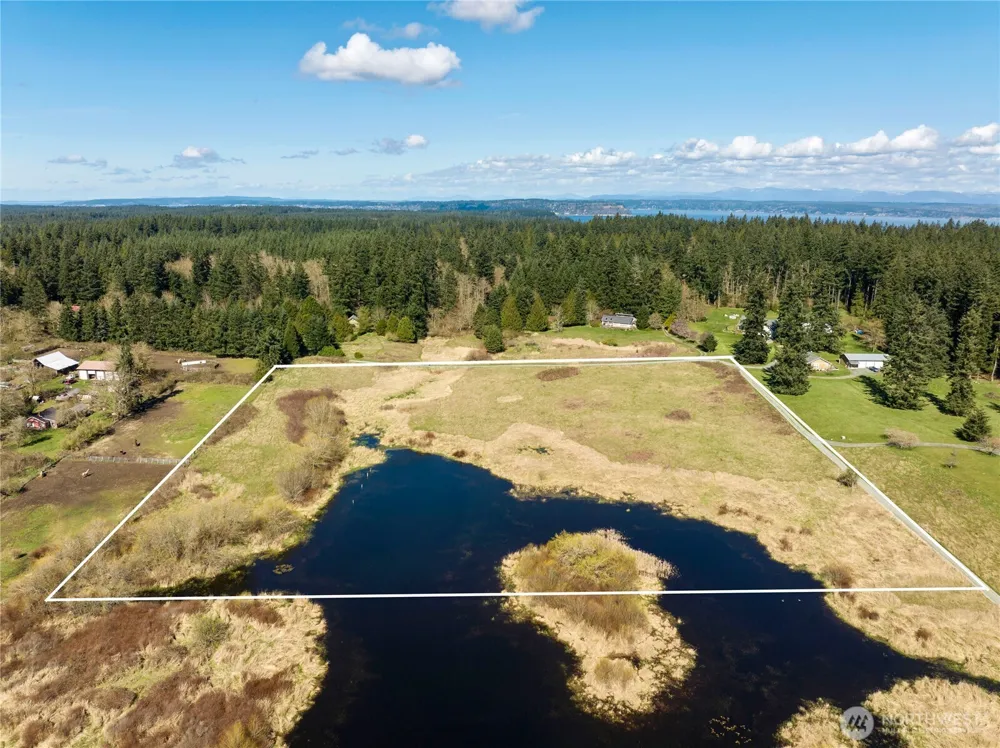 4320 Barbara Lane Clinton, WA 98236
