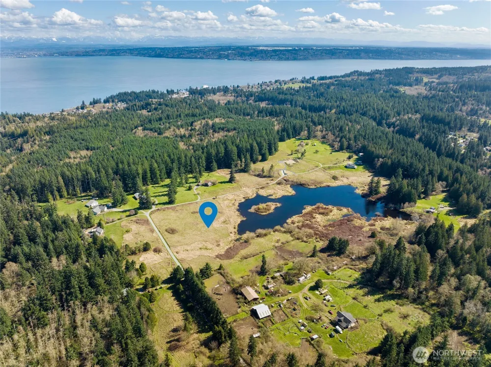 4320 Barbara Lane Clinton, WA 98236
