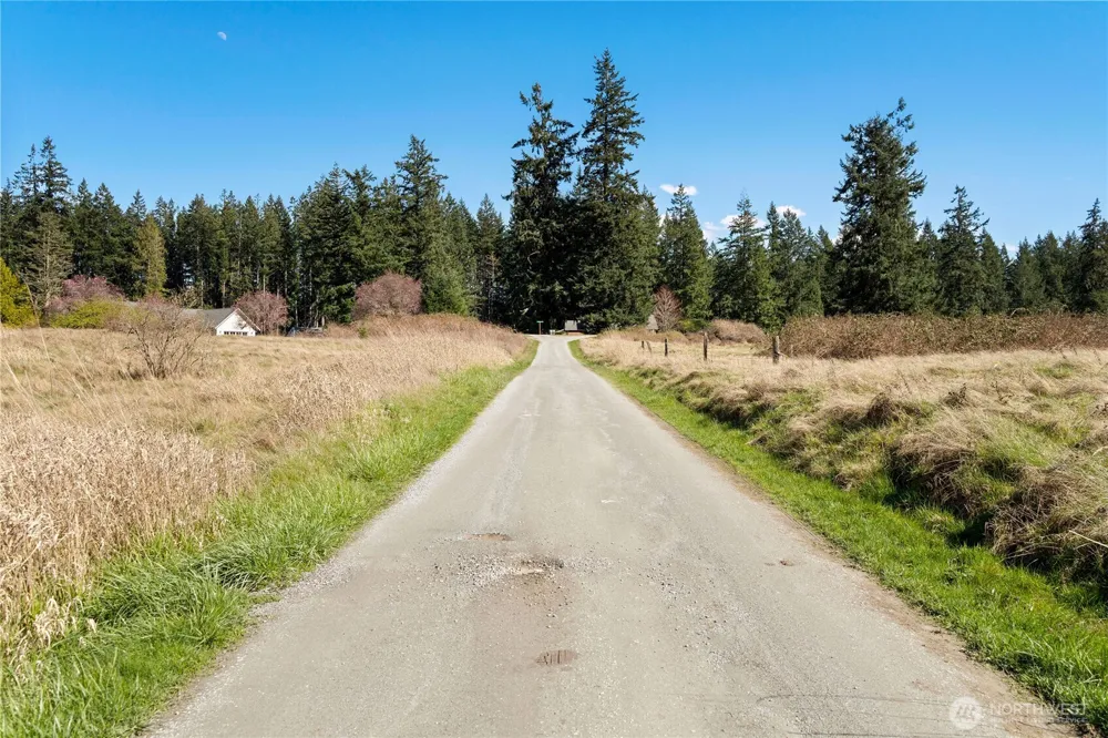 4320 Barbara Lane Clinton, WA 98236