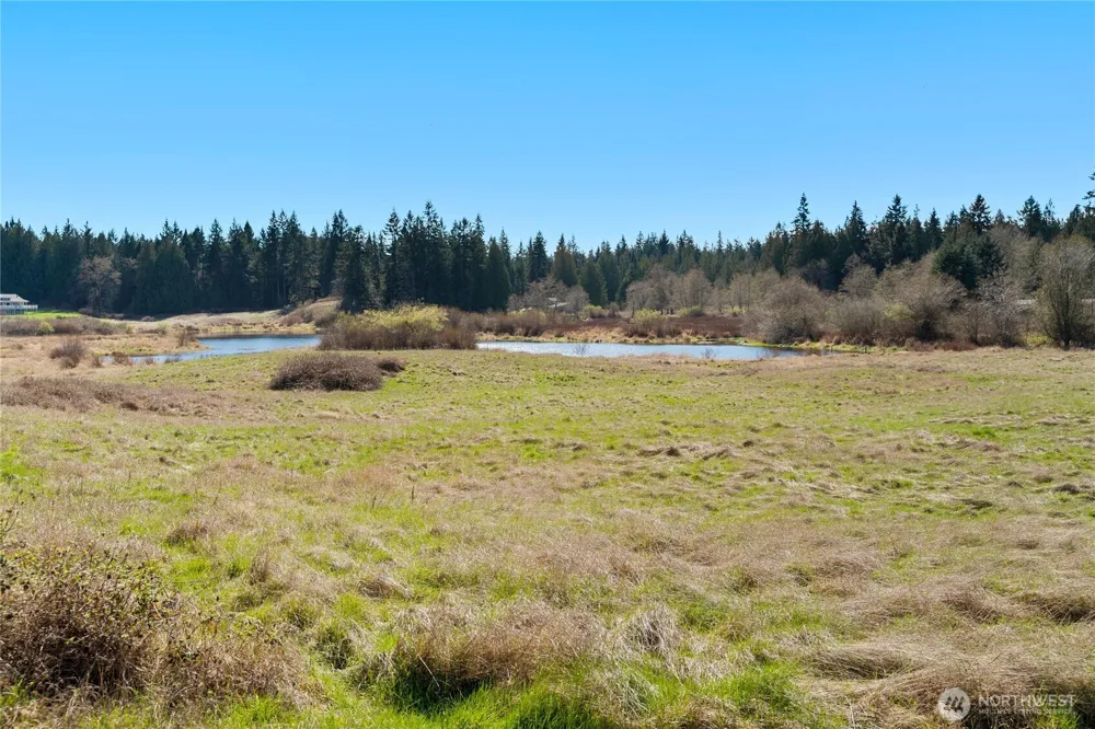 4320 Barbara Lane Clinton, WA 98236